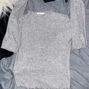 Women’s light grey, long sleeve crop top/slight turtleneck